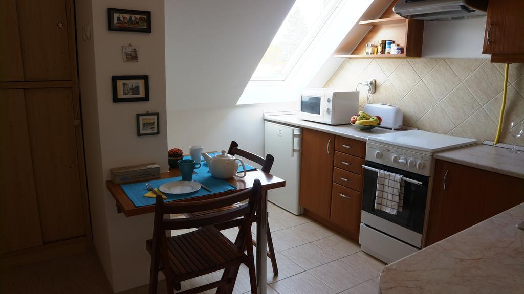 Éger Apartman Bagian luar foto